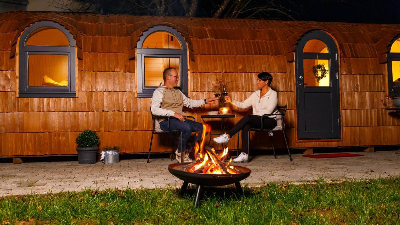 Auszeitgarten - Urlaub Im Tinyhaus Im Herzen Von Oberschwaben Аулендорф Екстериор снимка